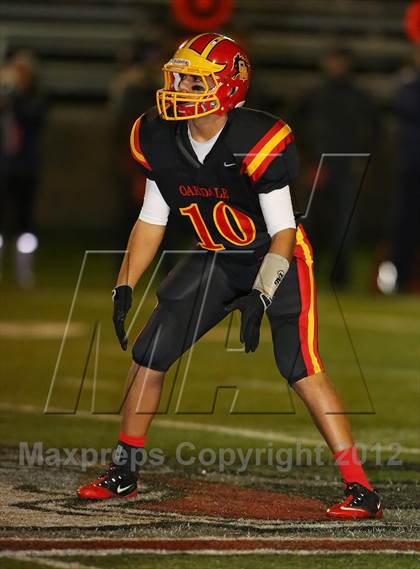 Thumbnail 1 in Oakdale vs. Vista del Lago (CIF SJS D3 Final) photogallery.