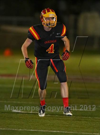 Thumbnail 1 in Oakdale vs. Vista del Lago (CIF SJS D3 Final) photogallery.