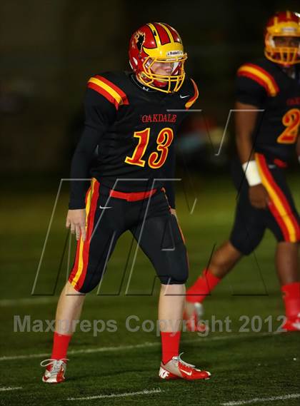 Thumbnail 1 in Oakdale vs. Vista del Lago (CIF SJS D3 Final) photogallery.