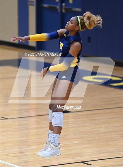 Thumbnail 1 in Cypress Ranch vs Cypress Woods photogallery.