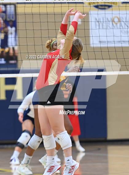 Thumbnail 2 in Cypress Ranch vs Cypress Woods photogallery.