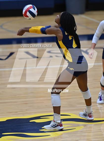 Thumbnail 2 in Cypress Ranch vs Cypress Woods photogallery.
