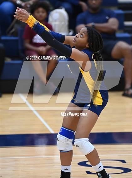 Thumbnail 1 in Cypress Ranch vs Cypress Woods photogallery.