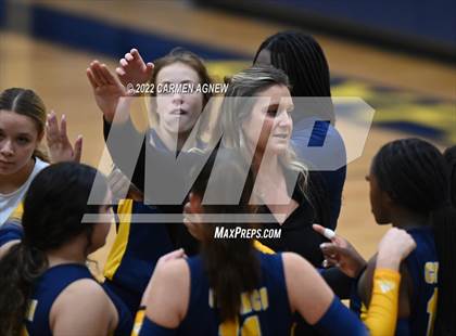 Thumbnail 3 in Cypress Ranch vs Cypress Woods photogallery.
