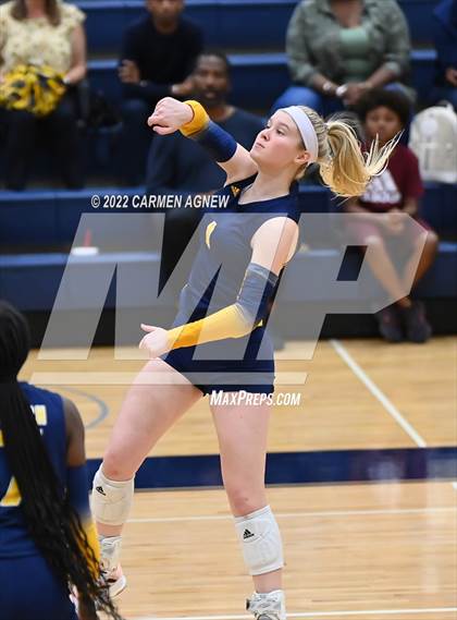 Thumbnail 2 in Cypress Ranch vs Cypress Woods photogallery.