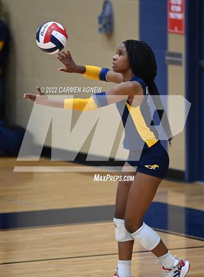 Thumbnail 2 in Cypress Ranch vs Cypress Woods photogallery.
