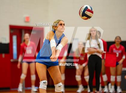 Thumbnail 2 in Canyon vs. Westlake photogallery.