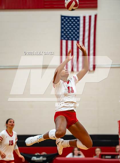 Thumbnail 2 in Canyon vs. Westlake photogallery.
