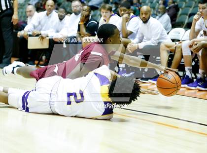 Thumbnail 3 in I.C. Norcom vs Menchville  (Iverson Holiday Crossover Showcase) photogallery.