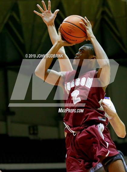 Thumbnail 2 in I.C. Norcom vs Menchville  (Iverson Holiday Crossover Showcase) photogallery.