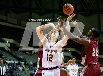 Thumbnail 3 in I.C. Norcom vs Menchville  (Iverson Holiday Crossover Showcase) photogallery.