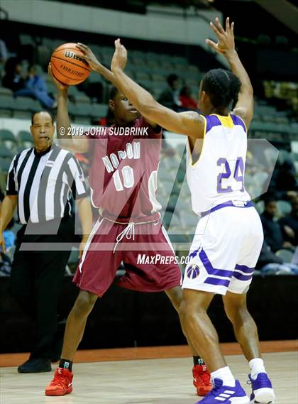 Thumbnail 3 in I.C. Norcom vs Menchville  (Iverson Holiday Crossover Showcase) photogallery.