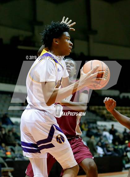 Thumbnail 1 in I.C. Norcom vs Menchville  (Iverson Holiday Crossover Showcase) photogallery.