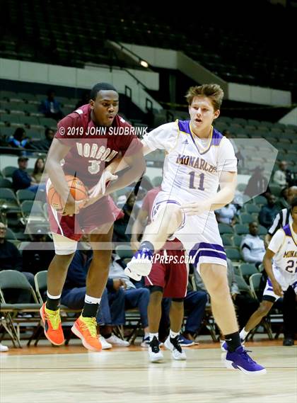 Thumbnail 3 in I.C. Norcom vs Menchville  (Iverson Holiday Crossover Showcase) photogallery.