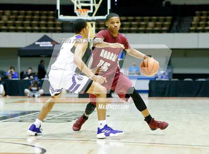 Thumbnail 2 in I.C. Norcom vs Menchville  (Iverson Holiday Crossover Showcase) photogallery.