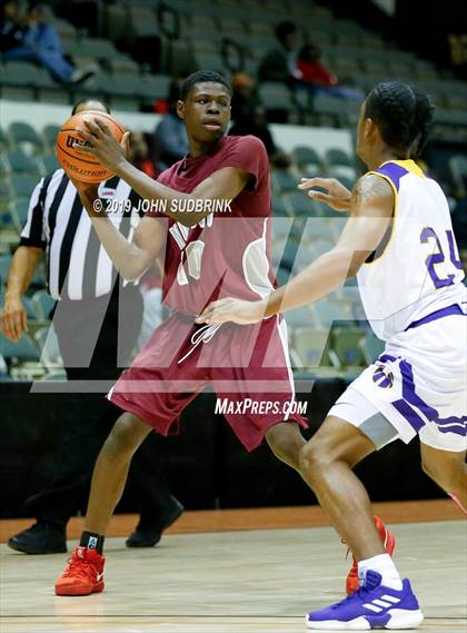 Thumbnail 2 in I.C. Norcom vs Menchville  (Iverson Holiday Crossover Showcase) photogallery.