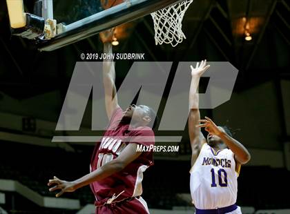 Thumbnail 1 in I.C. Norcom vs Menchville  (Iverson Holiday Crossover Showcase) photogallery.