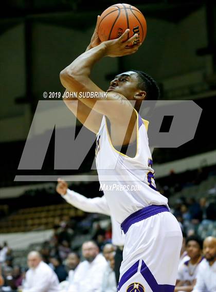 Thumbnail 1 in I.C. Norcom vs Menchville  (Iverson Holiday Crossover Showcase) photogallery.