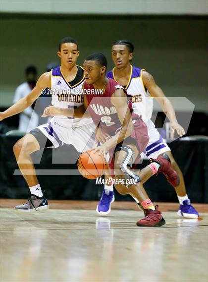 Thumbnail 3 in I.C. Norcom vs Menchville  (Iverson Holiday Crossover Showcase) photogallery.