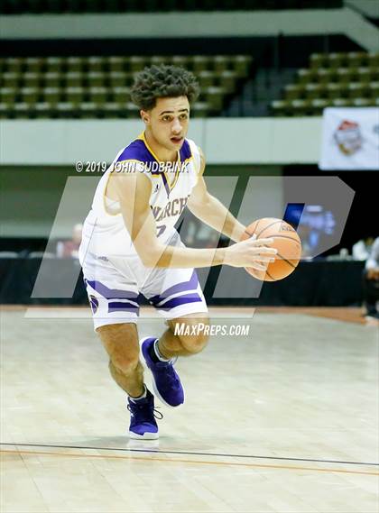 Thumbnail 2 in I.C. Norcom vs Menchville  (Iverson Holiday Crossover Showcase) photogallery.