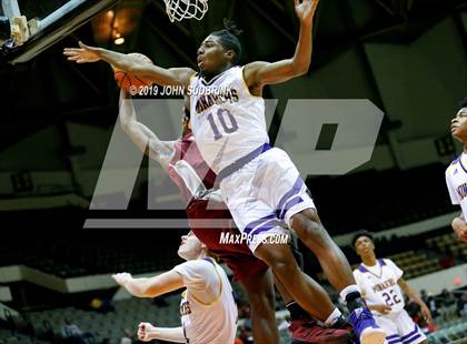 Thumbnail 3 in I.C. Norcom vs Menchville  (Iverson Holiday Crossover Showcase) photogallery.