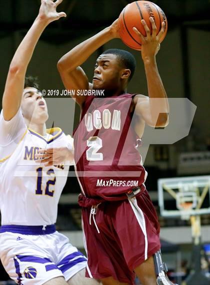 Thumbnail 1 in I.C. Norcom vs Menchville  (Iverson Holiday Crossover Showcase) photogallery.