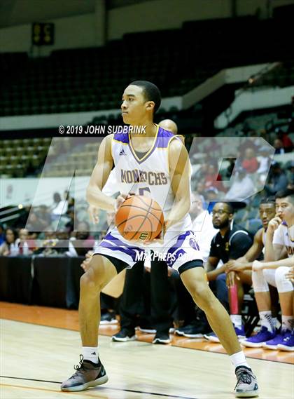 Thumbnail 1 in I.C. Norcom vs Menchville  (Iverson Holiday Crossover Showcase) photogallery.