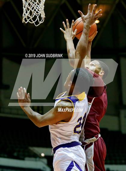 Thumbnail 3 in I.C. Norcom vs Menchville  (Iverson Holiday Crossover Showcase) photogallery.