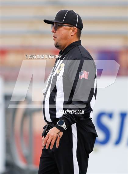 Thumbnail 2 in Mira Loma vs. Foresthill (CIF SJS D8 Final) photogallery.