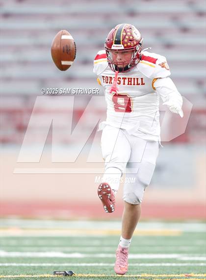 Thumbnail 3 in Mira Loma vs. Foresthill (CIF SJS D8 Final) photogallery.