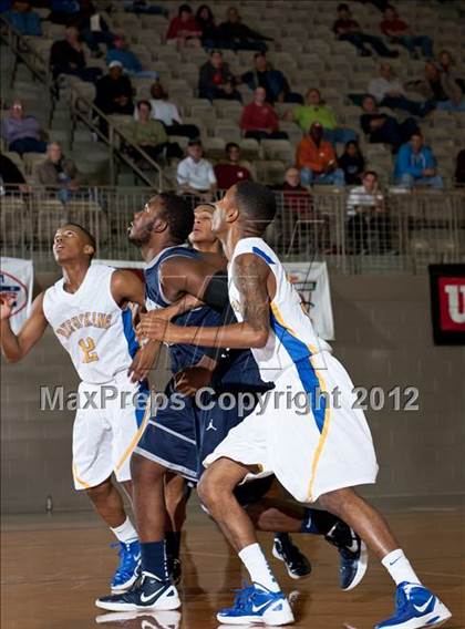 Thumbnail 1 in Richland vs. King (Whataburger Tournament) photogallery.