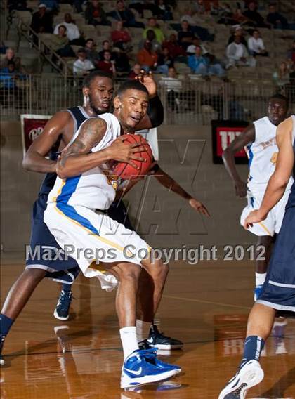 Thumbnail 1 in Richland vs. King (Whataburger Tournament) photogallery.