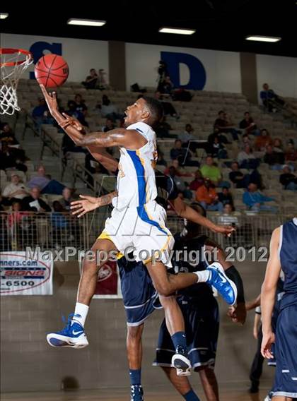 Thumbnail 1 in Richland vs. King (Whataburger Tournament) photogallery.