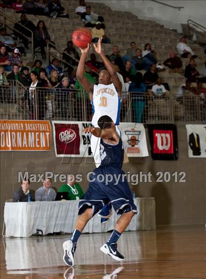 Thumbnail 1 in Richland vs. King (Whataburger Tournament) photogallery.