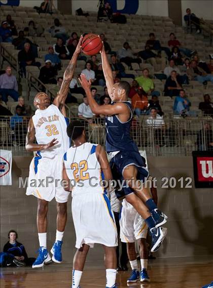 Thumbnail 3 in Richland vs. King (Whataburger Tournament) photogallery.