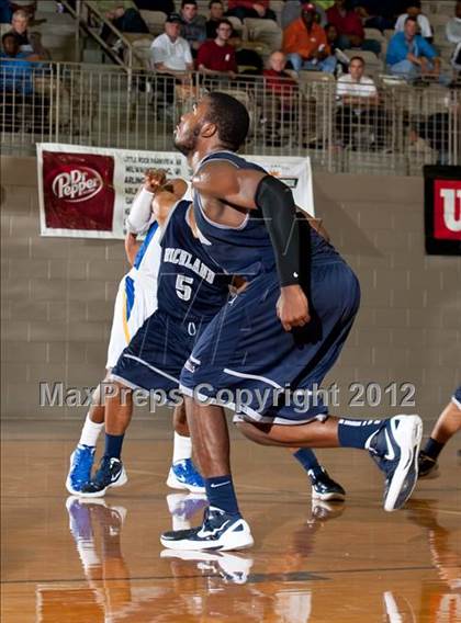 Thumbnail 2 in Richland vs. King (Whataburger Tournament) photogallery.