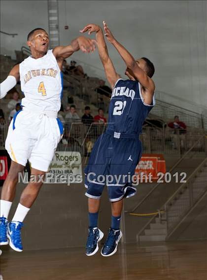 Thumbnail 1 in Richland vs. King (Whataburger Tournament) photogallery.