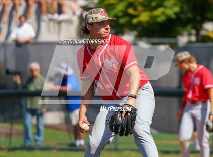 Thumbnail 3 in Mater Dei vs. Foothill (CIF-SS D2 Quarterfinal) photogallery.