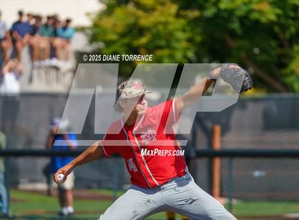 Thumbnail 3 in Mater Dei vs. Foothill (CIF-SS D2 Quarterfinal) photogallery.