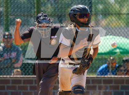 Thumbnail 1 in Mater Dei vs. Foothill (CIF-SS D2 Quarterfinal) photogallery.