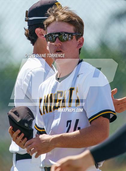 Thumbnail 3 in Mater Dei vs. Foothill (CIF-SS D2 Quarterfinal) photogallery.