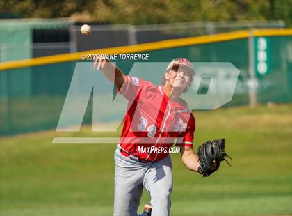 Thumbnail 2 in Mater Dei vs. Foothill (CIF-SS D2 Quarterfinal) photogallery.