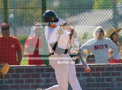 Thumbnail 3 in Mater Dei vs. Foothill (CIF-SS D2 Quarterfinal) photogallery.