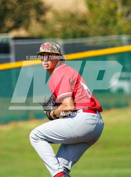 Thumbnail 3 in Mater Dei vs. Foothill (CIF-SS D2 Quarterfinal) photogallery.