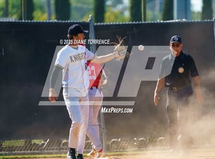 Thumbnail 2 in Mater Dei vs. Foothill (CIF-SS D2 Quarterfinal) photogallery.
