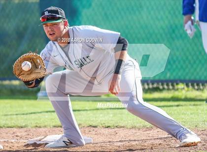 Thumbnail 2 in De La Salle @ Foothill photogallery.