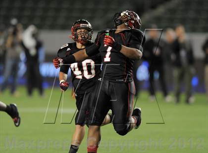 Thumbnail 3 in De La Salle vs. Centennial (CIF State Open Final) photogallery.