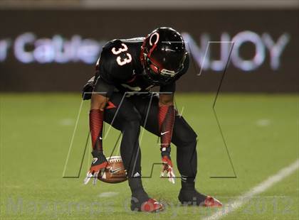 Thumbnail 3 in De La Salle vs. Centennial (CIF State Open Final) photogallery.