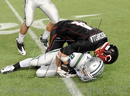 Thumbnail 1 in De La Salle vs. Centennial (CIF State Open Final) photogallery.