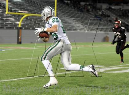Thumbnail 1 in De La Salle vs. Centennial (CIF State Open Final) photogallery.